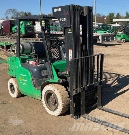Mitsubishi FG30N Heftrucks overige