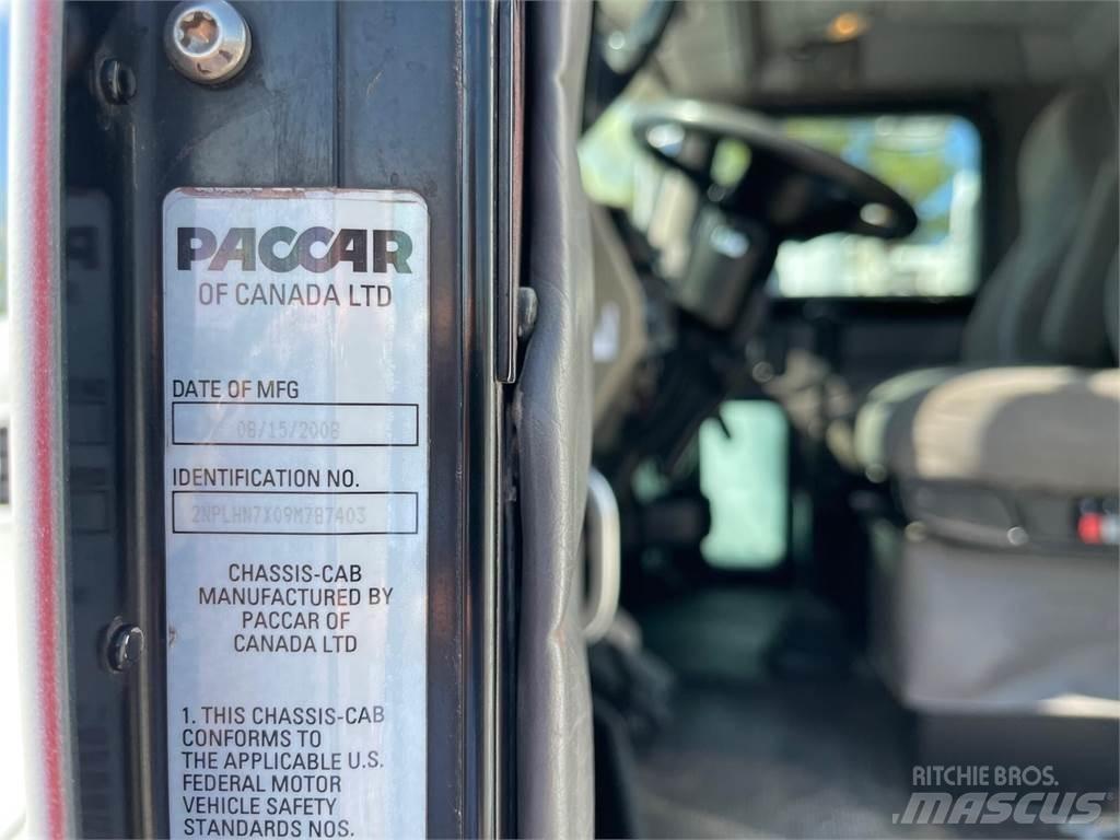 Peterbilt 335 Sonstige Baumaschinen
