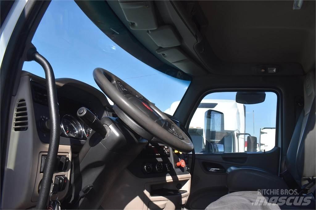 Peterbilt 567 Kipper