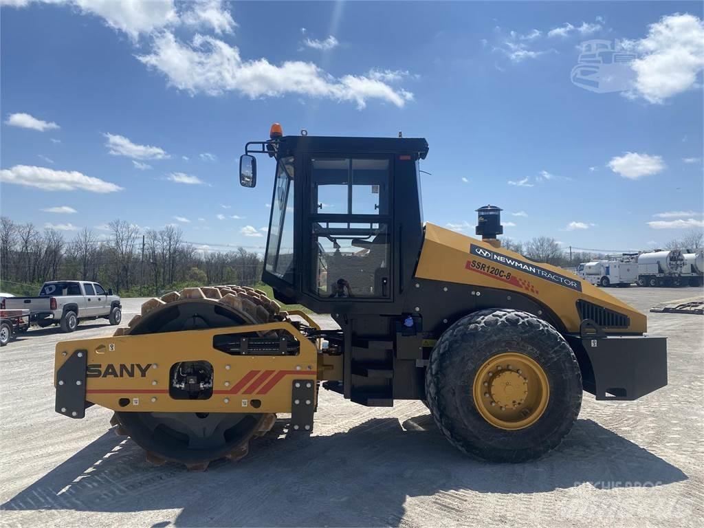 Sany SSR120C-8 Müllverdichter