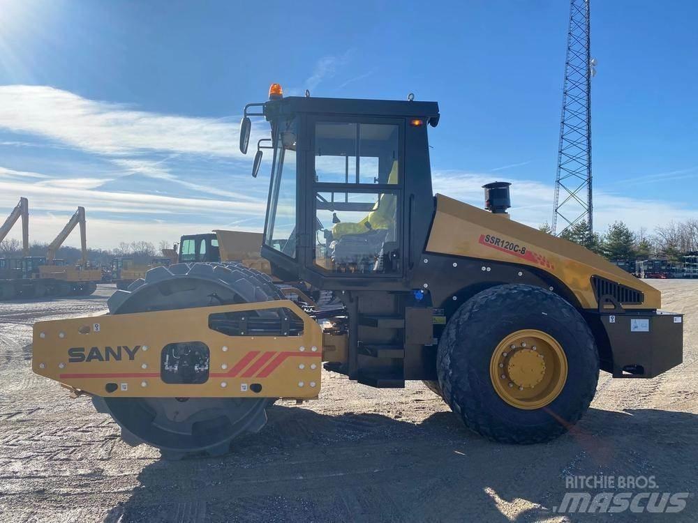 Sany SSR120C-8 Tandemwalzen