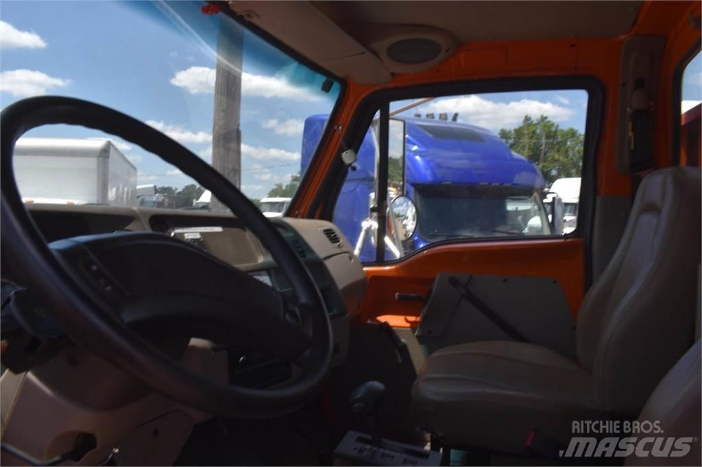 Sterling L9500 Kranwagen