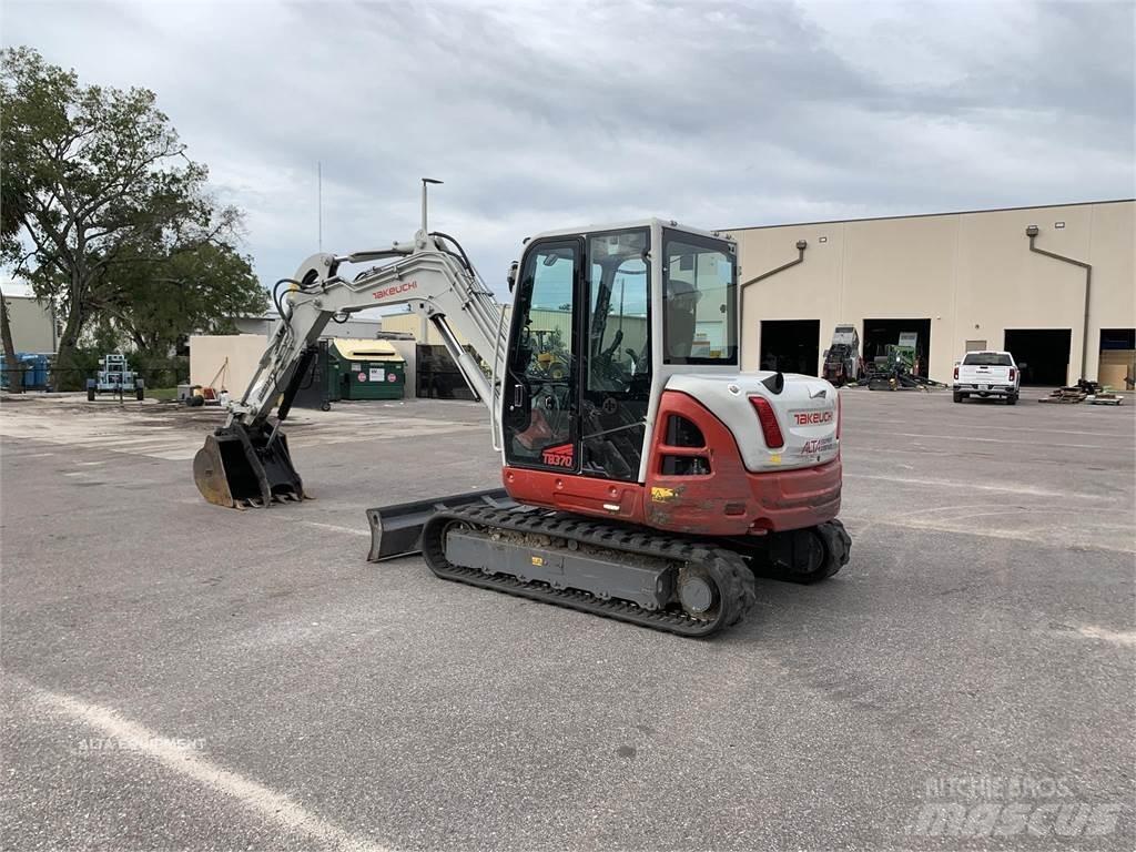 Takeuchi TB370 Raupenbagger
