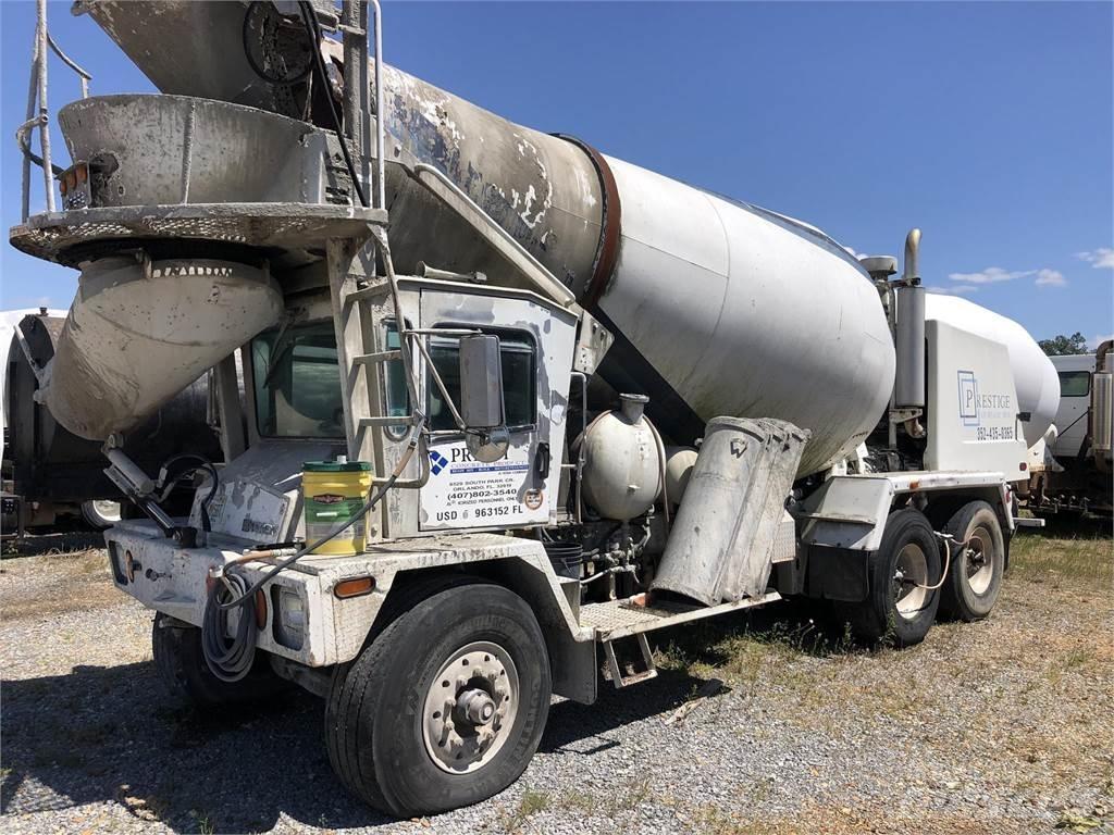 Terex FDB6000 Betonmischer