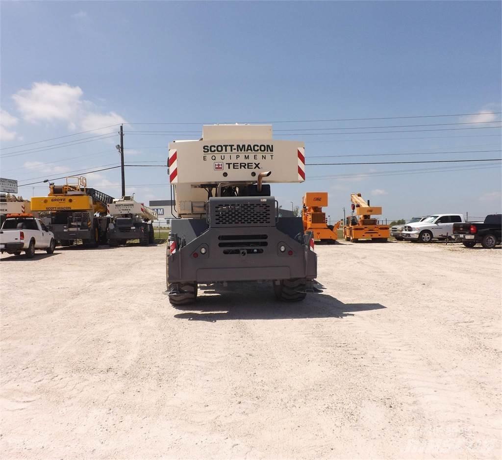 Terex RT230-2 Ruwterrein kranen
