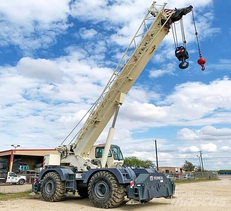 Terex RT670-1 Ruwterrein kranen