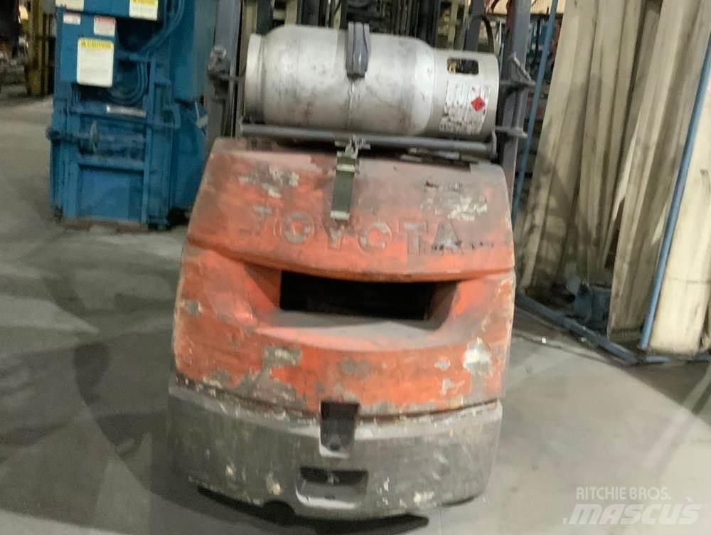 Toyota 7FGCU25 Heftrucks overige