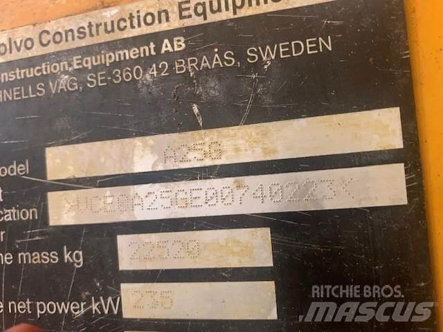 Volvo A25G Wassertanker