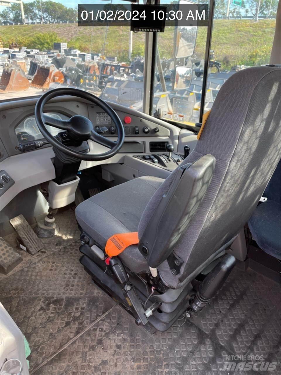 Volvo A30G Dumper - Knickgelenk