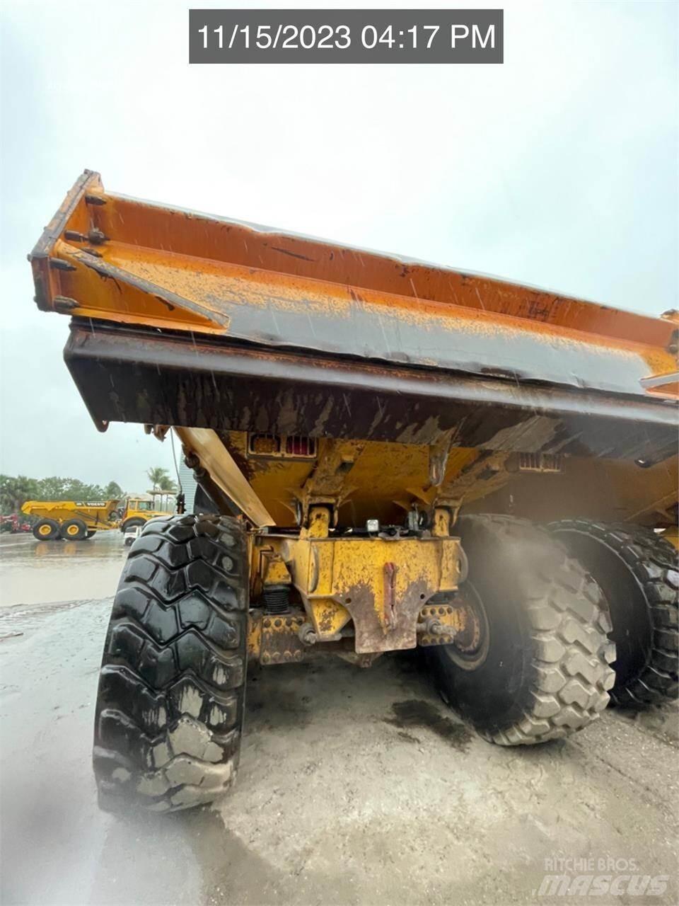 Volvo A40G Dumper - Knickgelenk