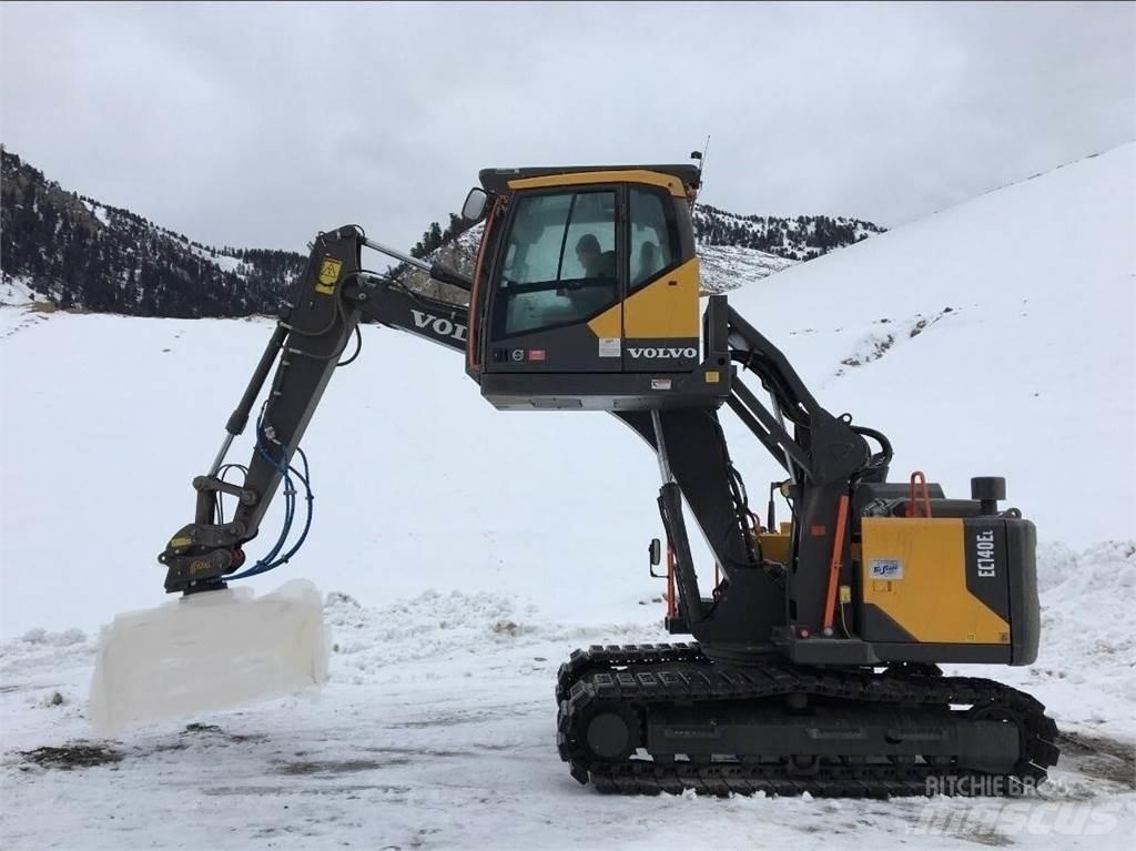 Volvo EC140EL Raupenbagger