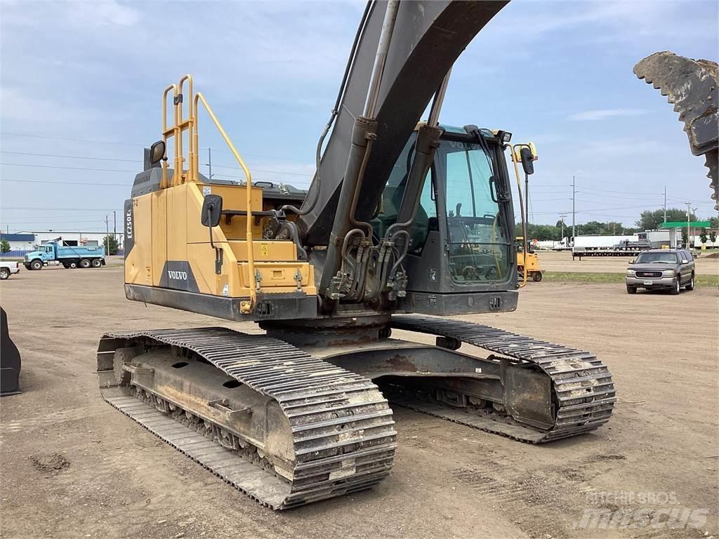 Volvo EC250EL Raupenbagger