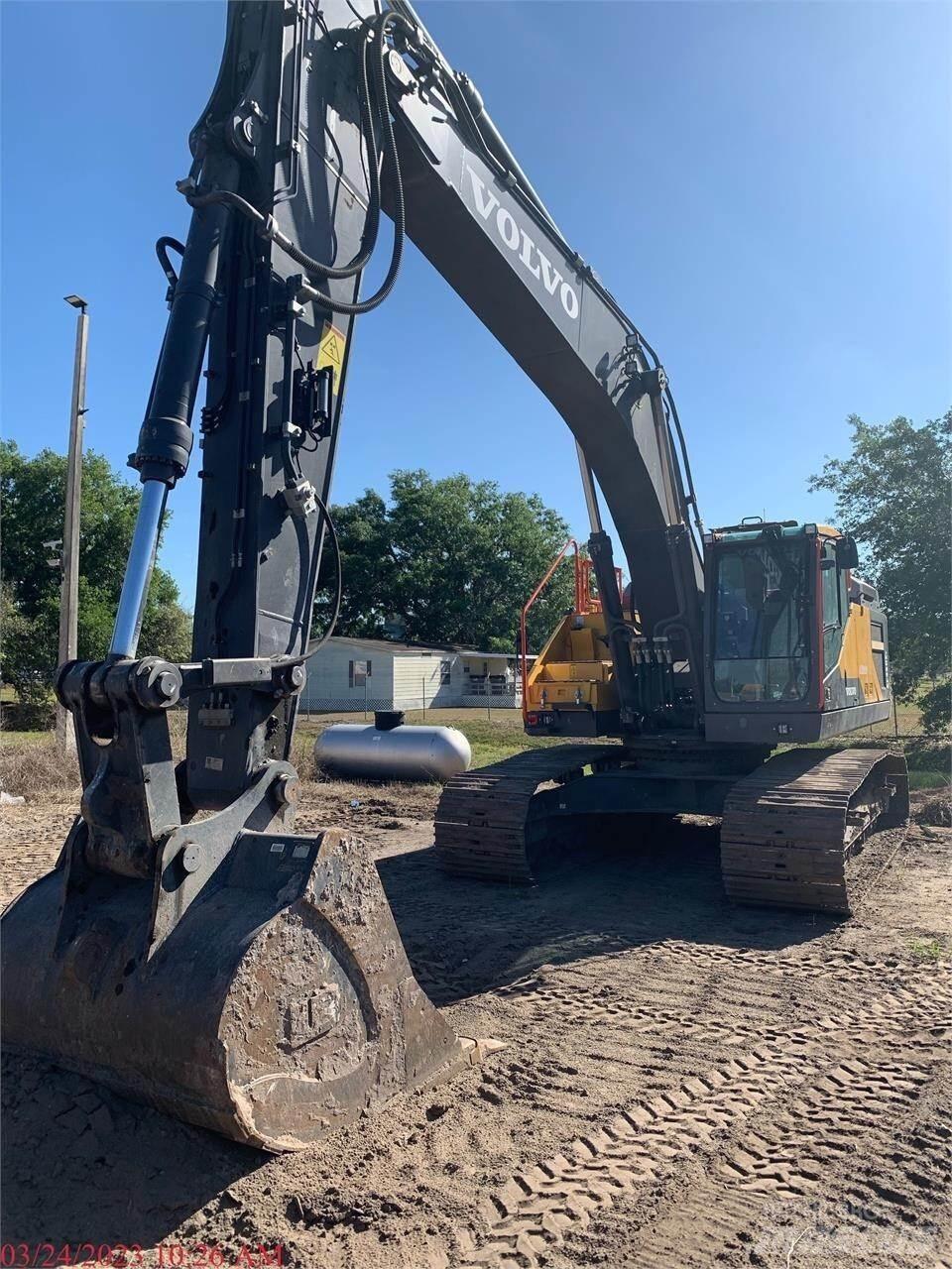 Volvo EC350EL Raupenbagger