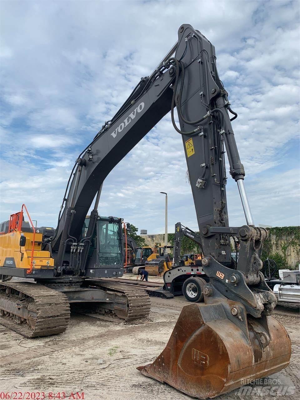 Volvo EC350EL Raupenbagger