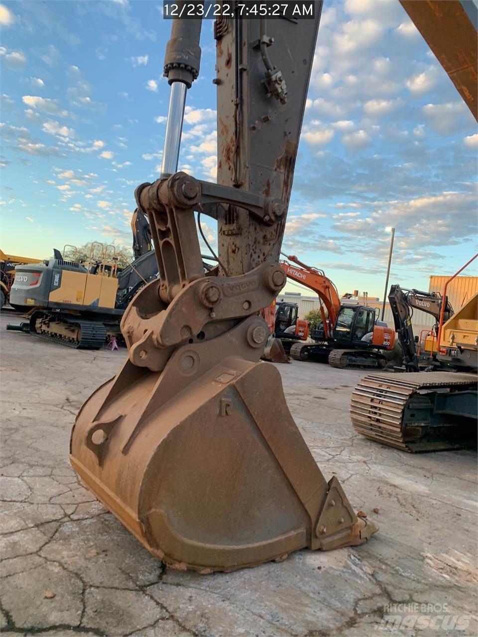 Volvo EC480EL Raupenbagger