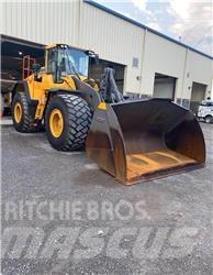 Volvo L220H Radlader