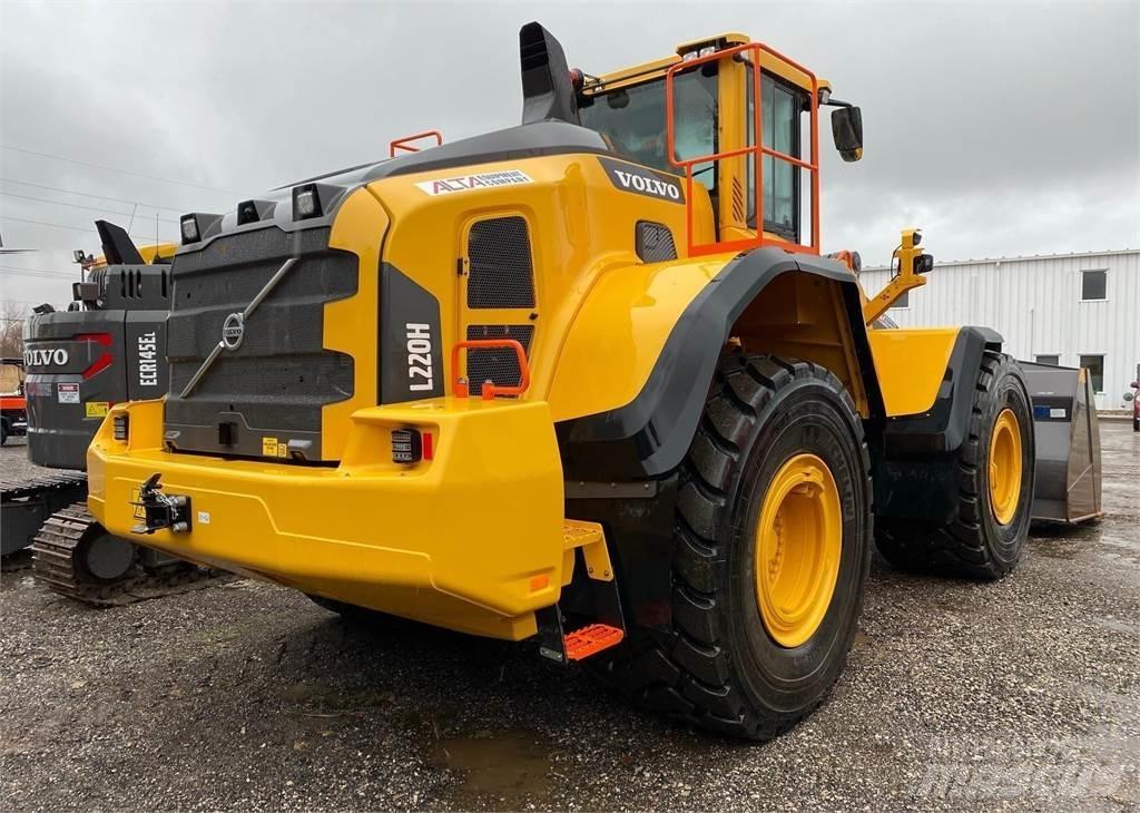 Volvo L220H Radlader