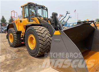 Volvo L220H Radlader