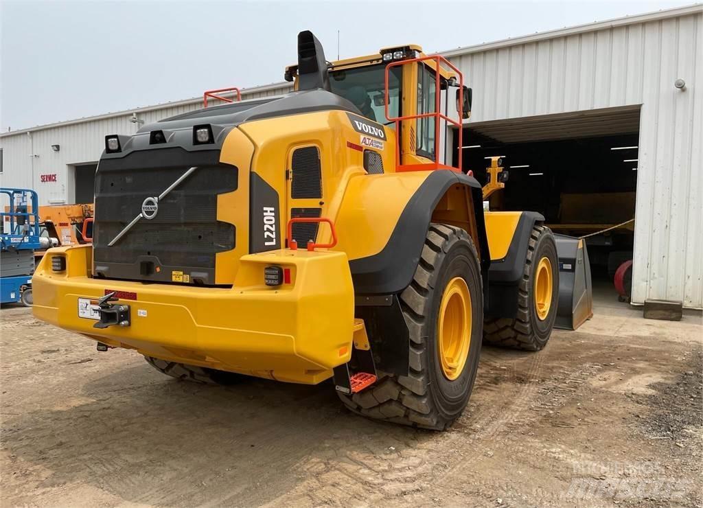 Volvo L220H Radlader