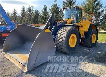 Volvo L220H Radlader