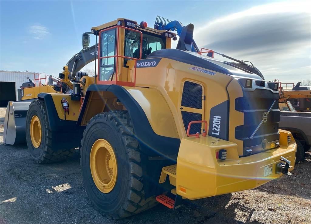 Volvo L220H Radlader