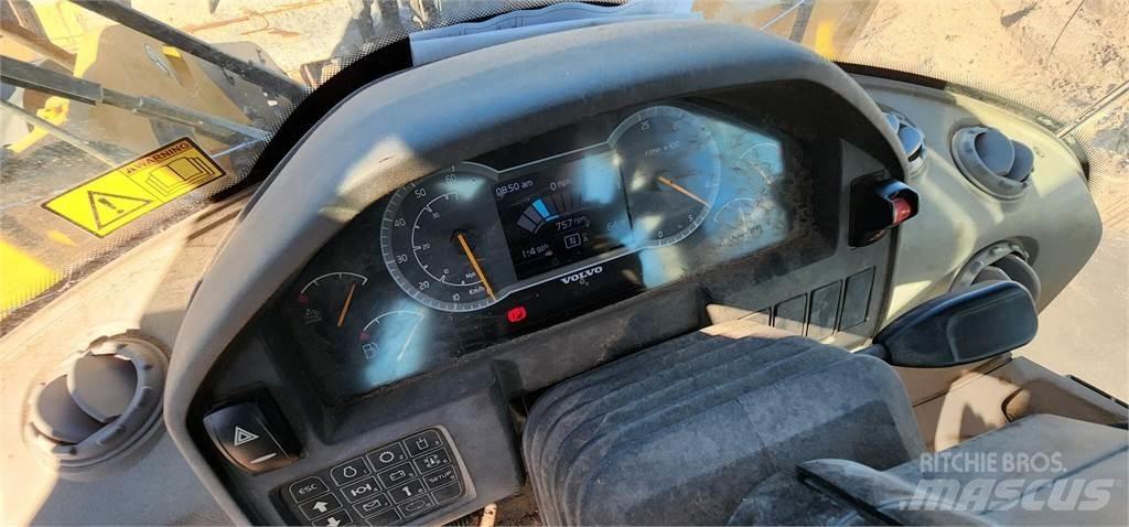 Volvo L90H Radlader