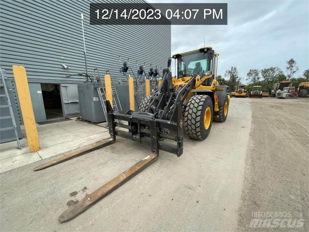 Volvo L90H Radlader
