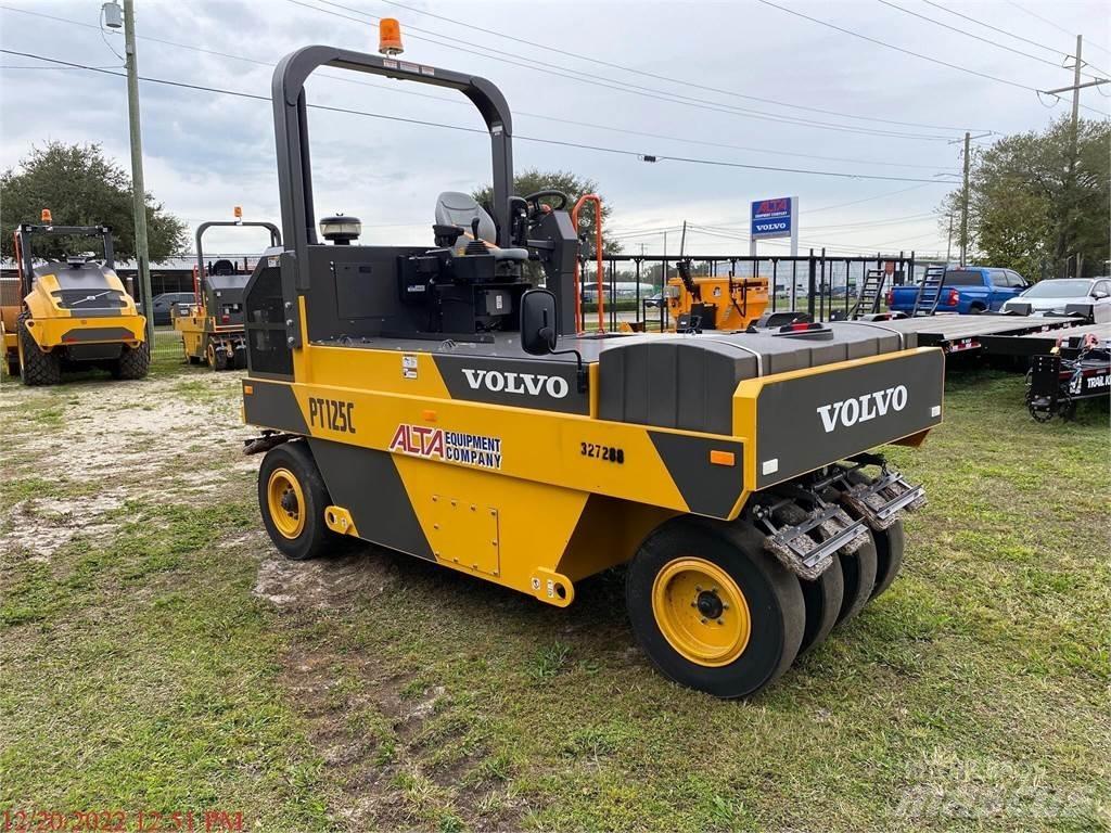 Volvo PT125C Gummiradwalzen