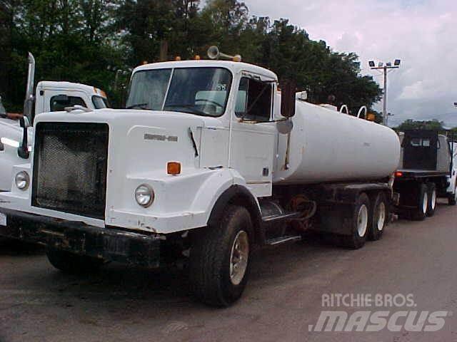 Western Star 6964F Tankwagen