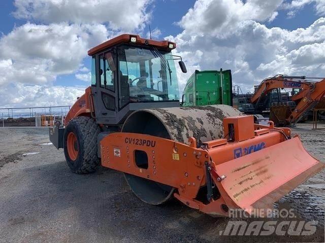 XCMG CV123PDU Tandemwalzen