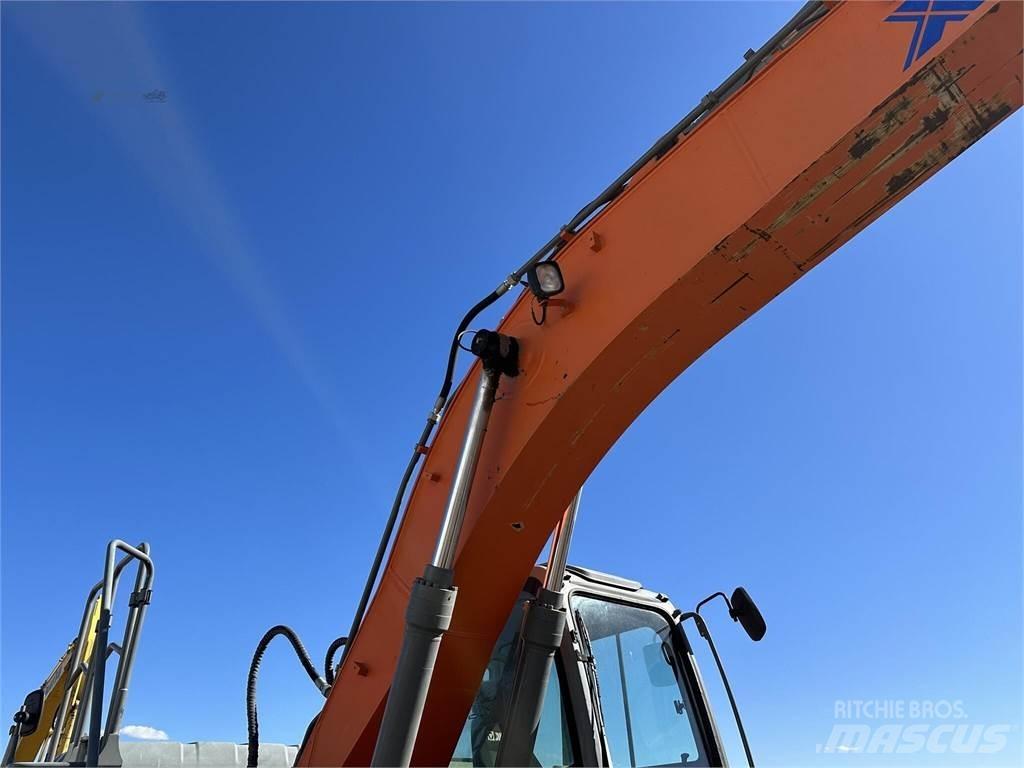 XCMG XE210CU Raupenbagger