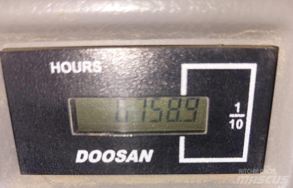Doosan DX140 LCR-5 Raupenbagger