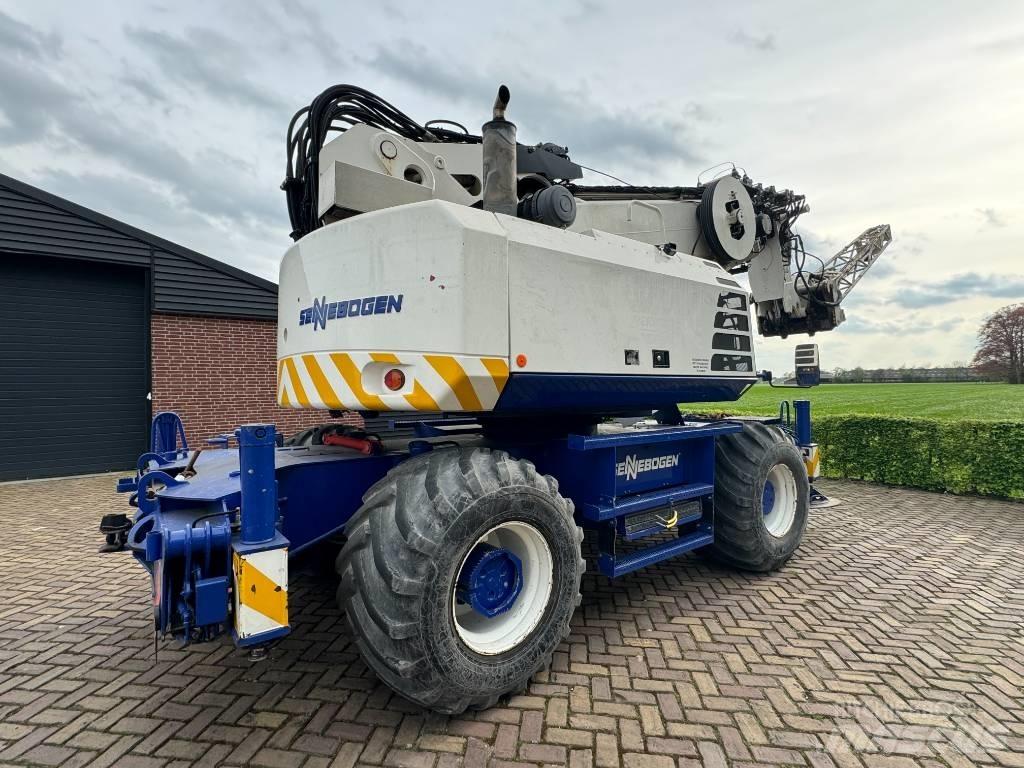 Sennebogen 608 Ruwterrein kranen