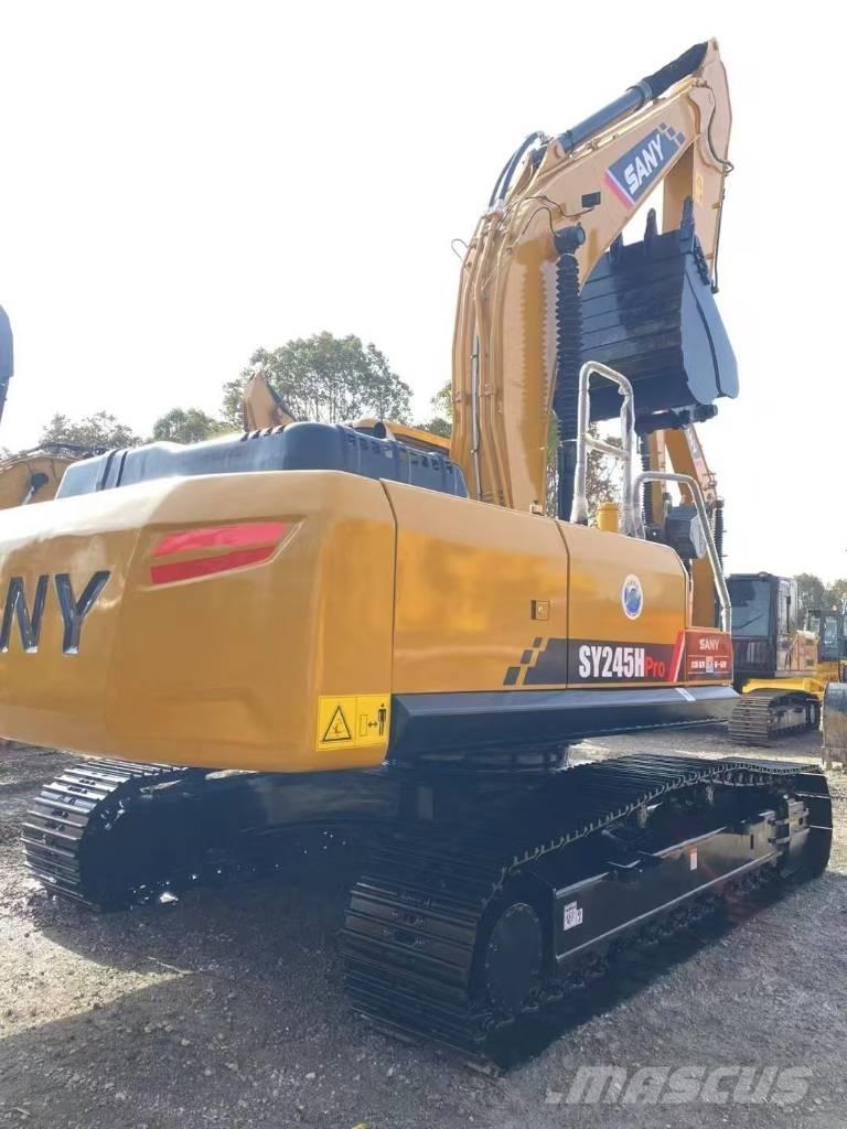 Sany 245 Raupenbagger