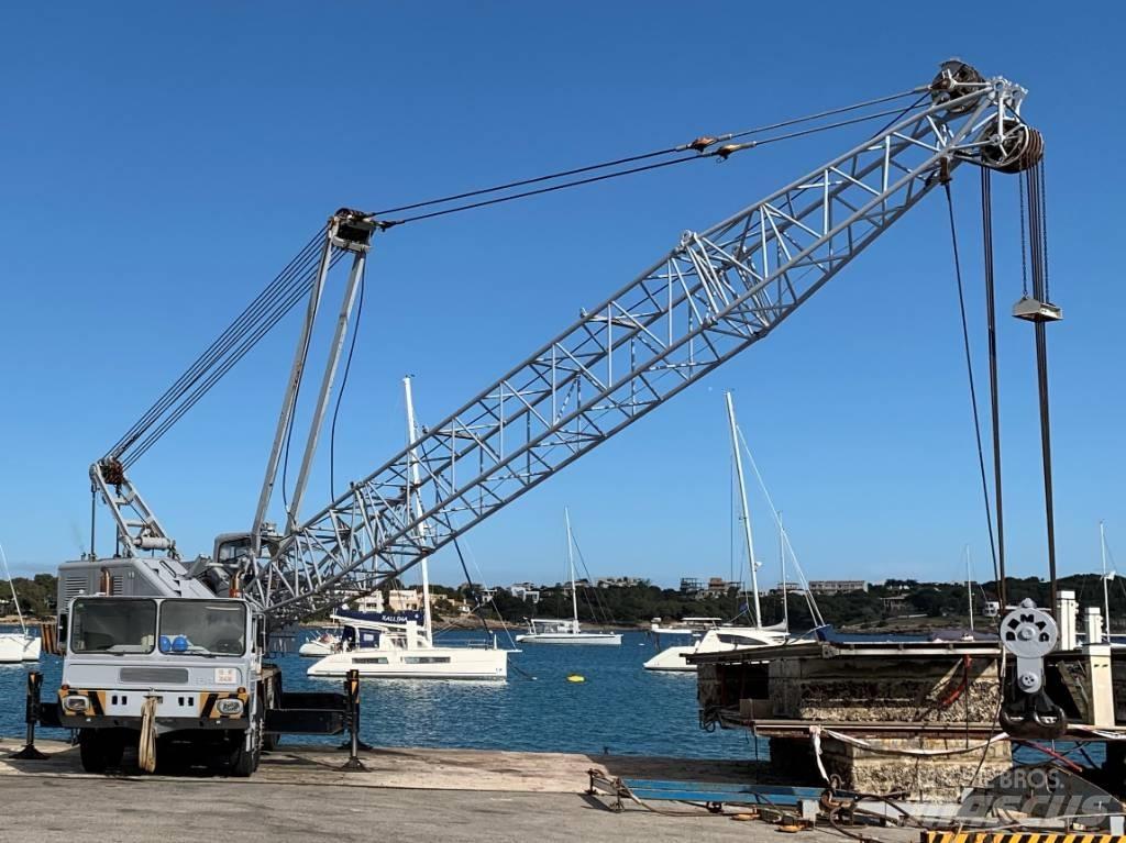 Demag TC 120 Ruwterrein kranen