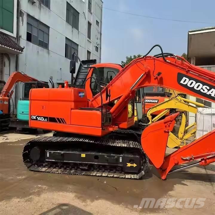 Doosan DX150 Raupenbagger