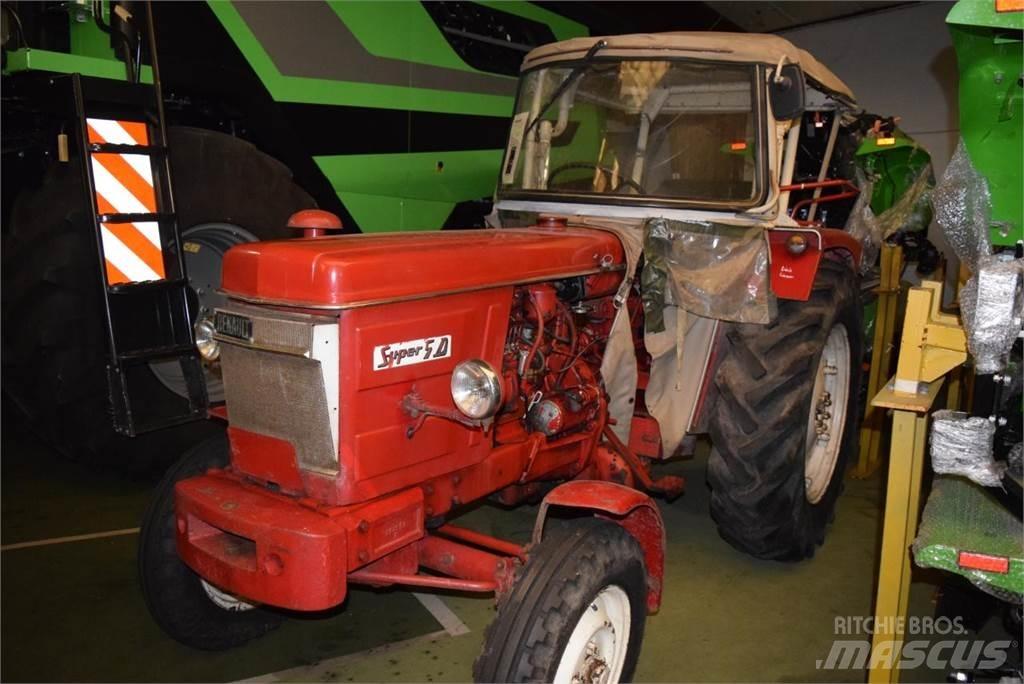 Renault Super 5D Traktoren