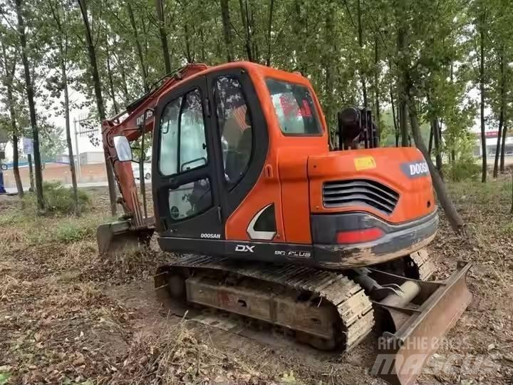 Doosan DX75 Raupenbagger