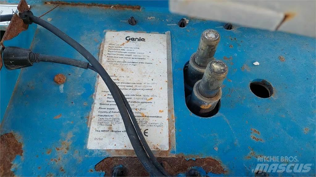 Genie GS1932 Scheren-Arbeitsbühnen