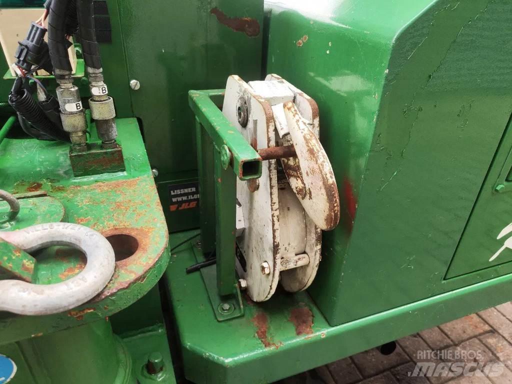 Unic URW 706 CDE Raupenkrane