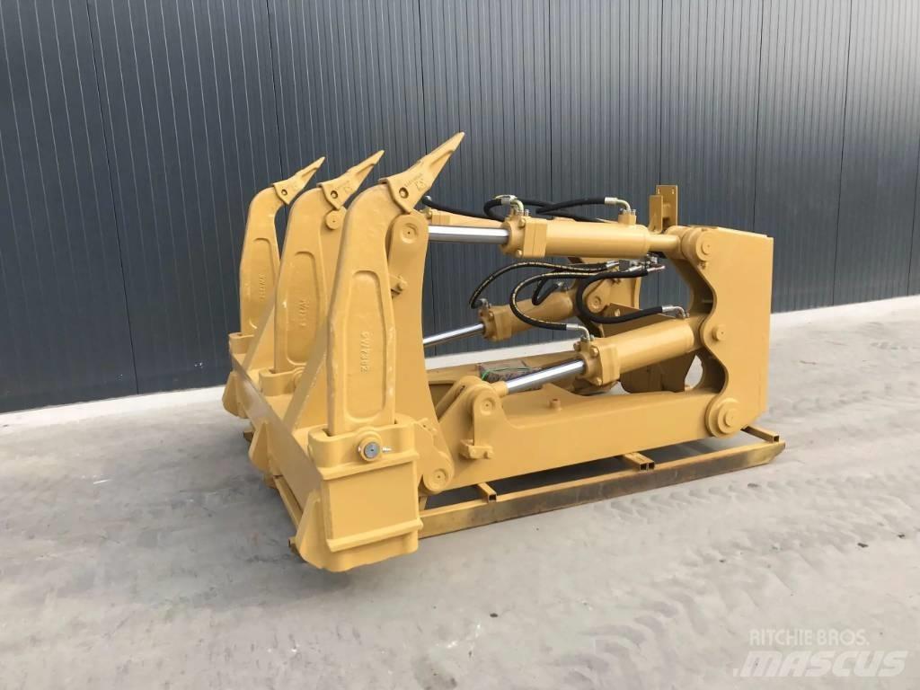 CAT D7 Aufreisser