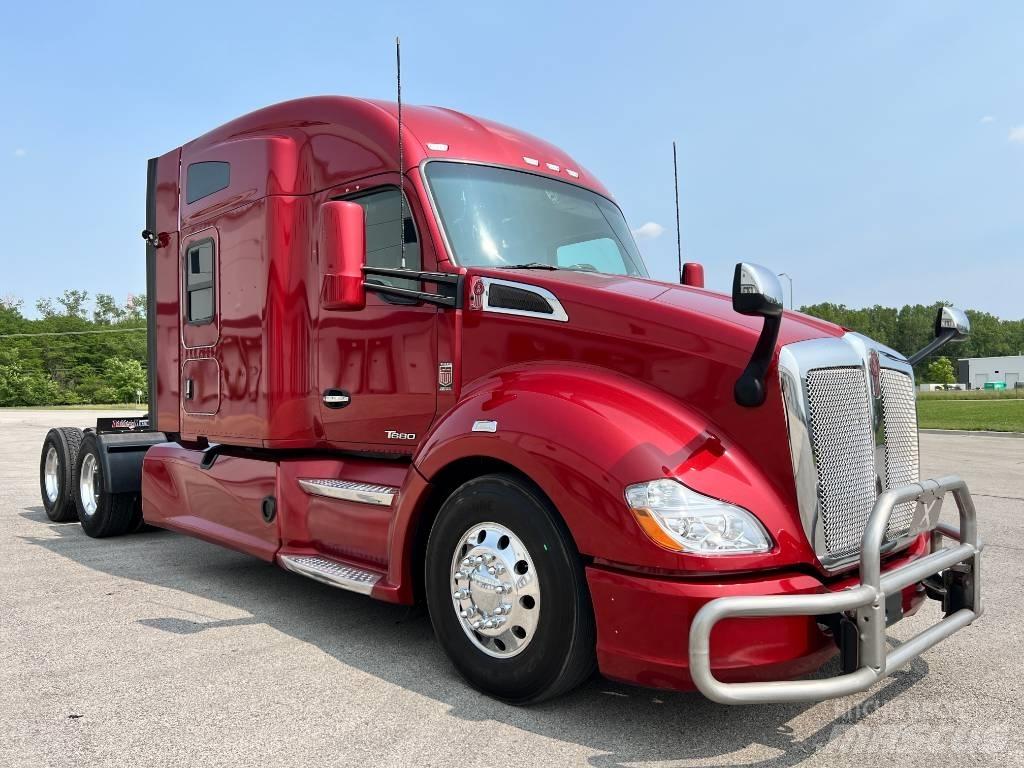 Kenworth T 680 Sattelzugmaschinen