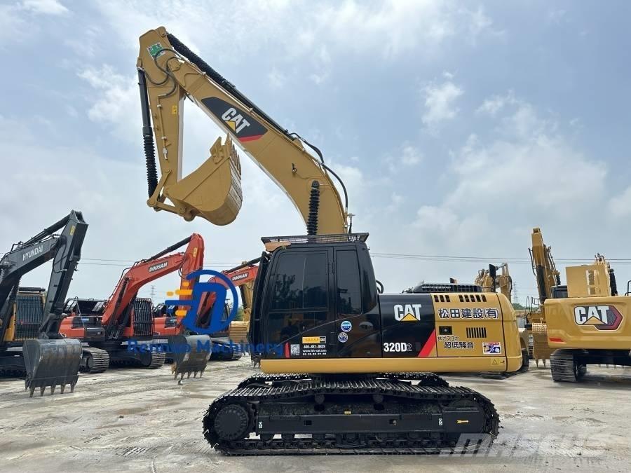 CAT 320 D2 Raupenbagger