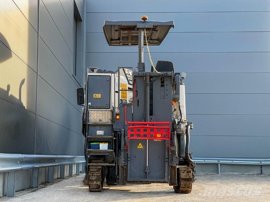 Wirtgen W 100 F Asphaltfräsen