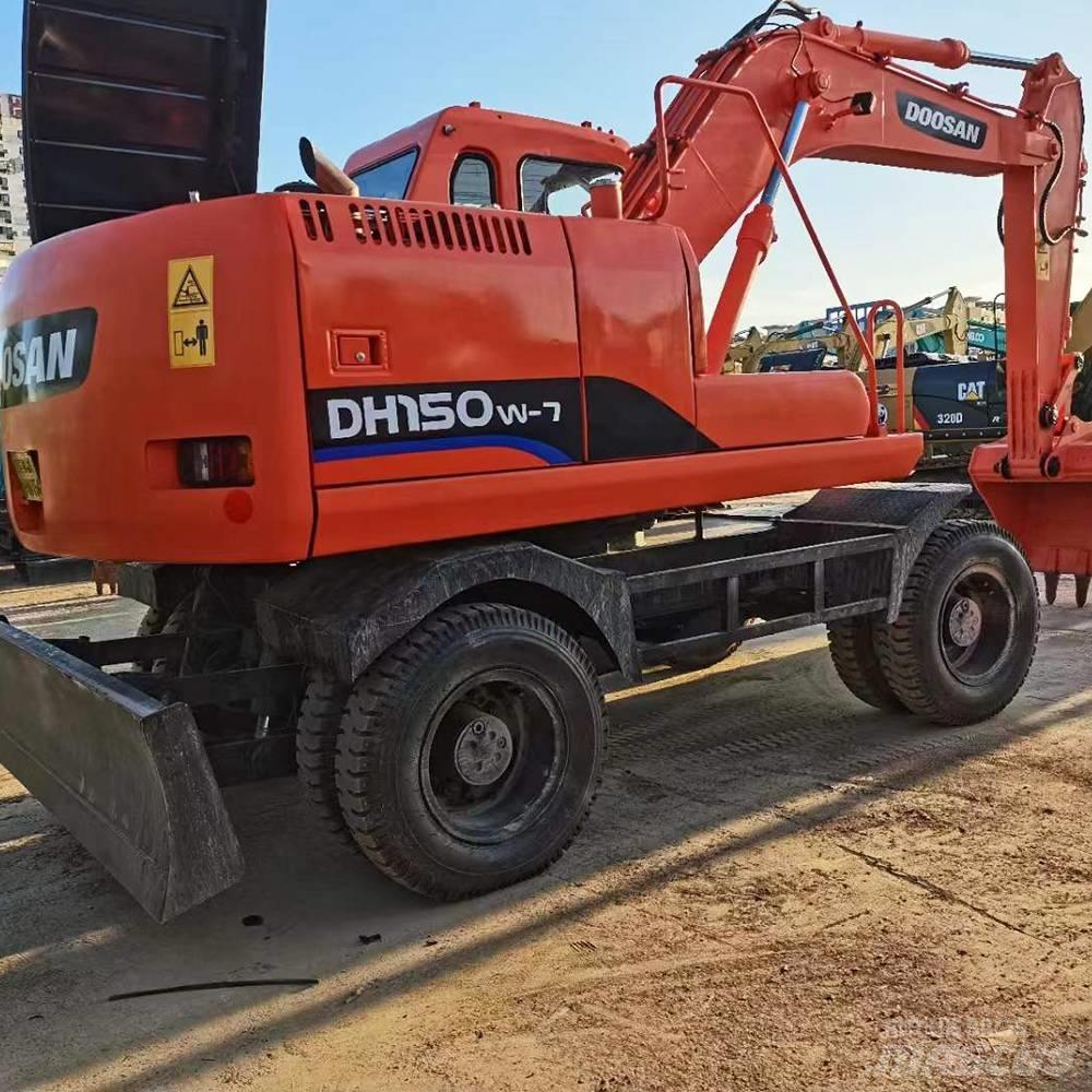 Doosan 150 W-7 Mobilbagger