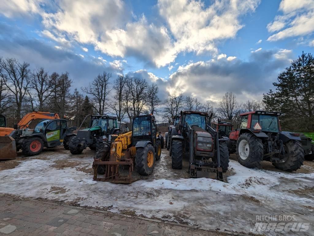 Valtra Valmet 8300 Traktoren
