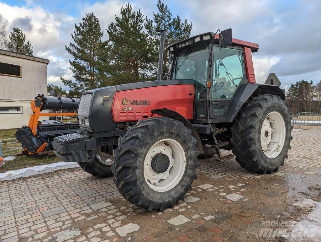 Valtra Valmet 8300 Traktoren