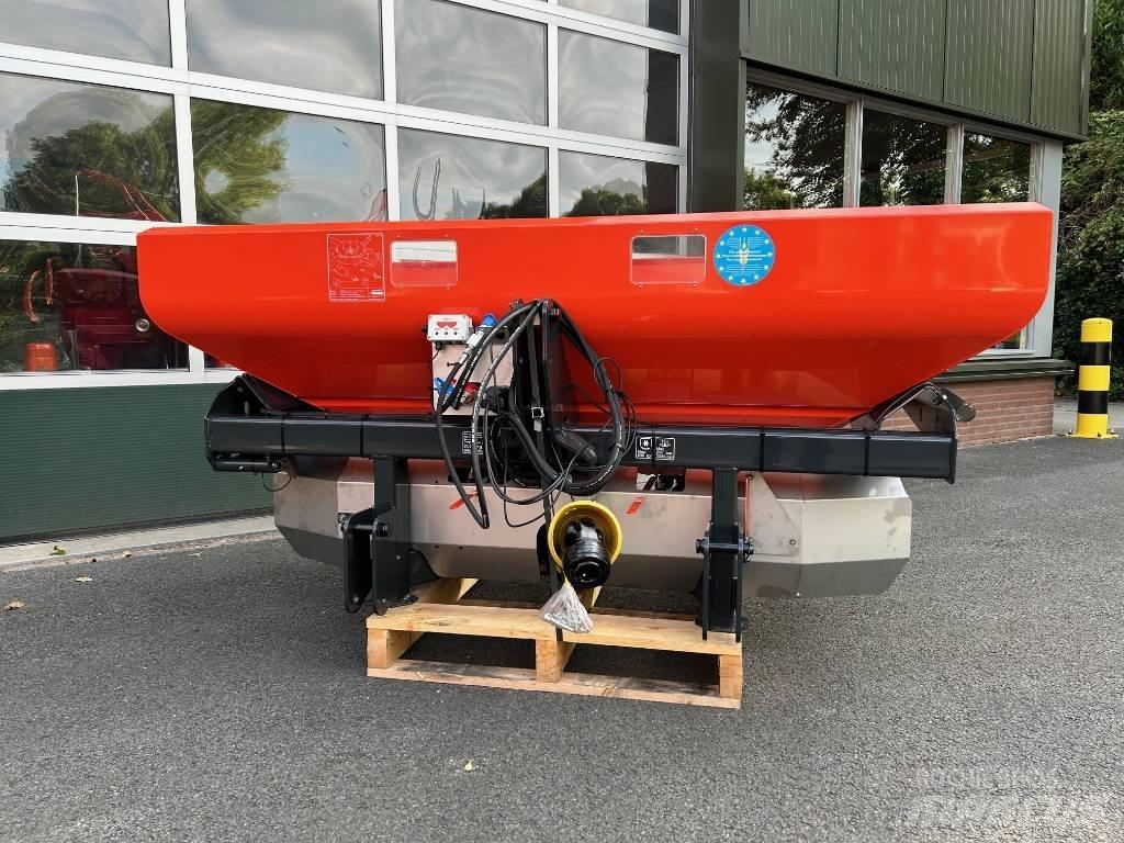 Kubota DSM 1100 Mineraldüngerstreuer