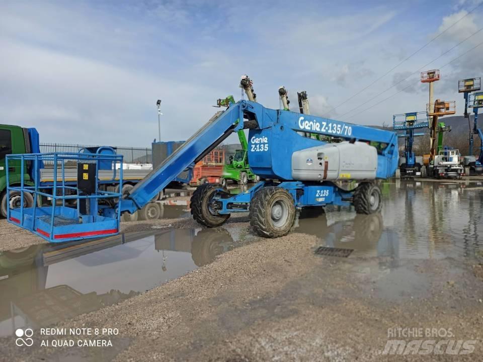 Genie Z 135/70 Gelenkteleskoparbeitsbühnen