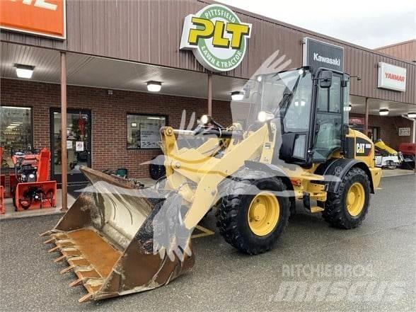 CAT 908M Radlader